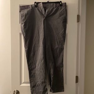 Like New Haggar Gray Action Khaki